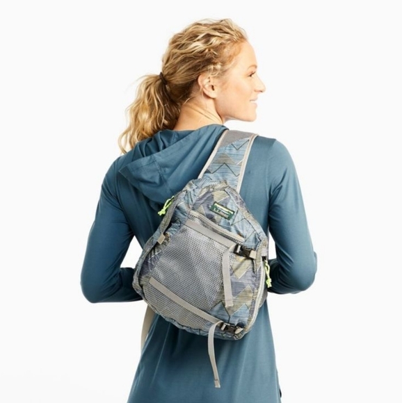 L.L.Bean Deluxe Sling Pack